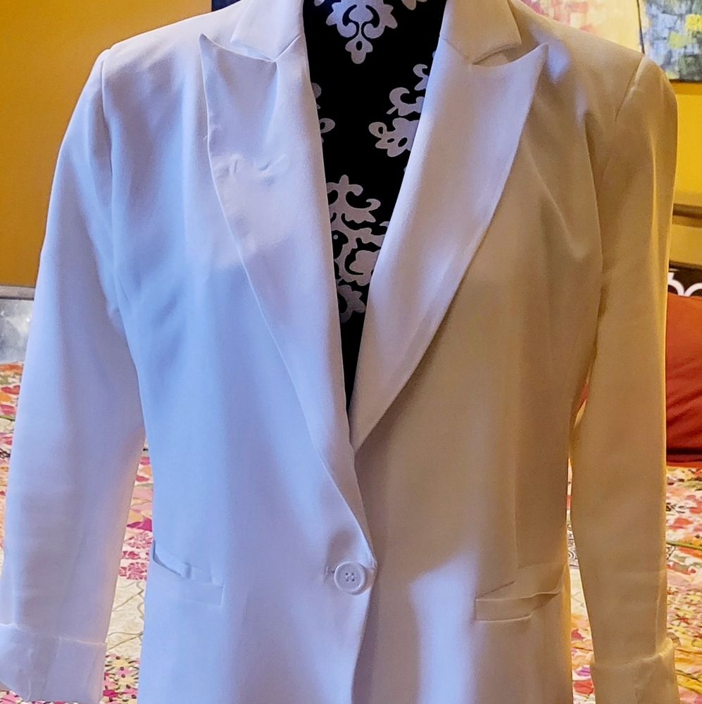 Women's one button blazer, white,